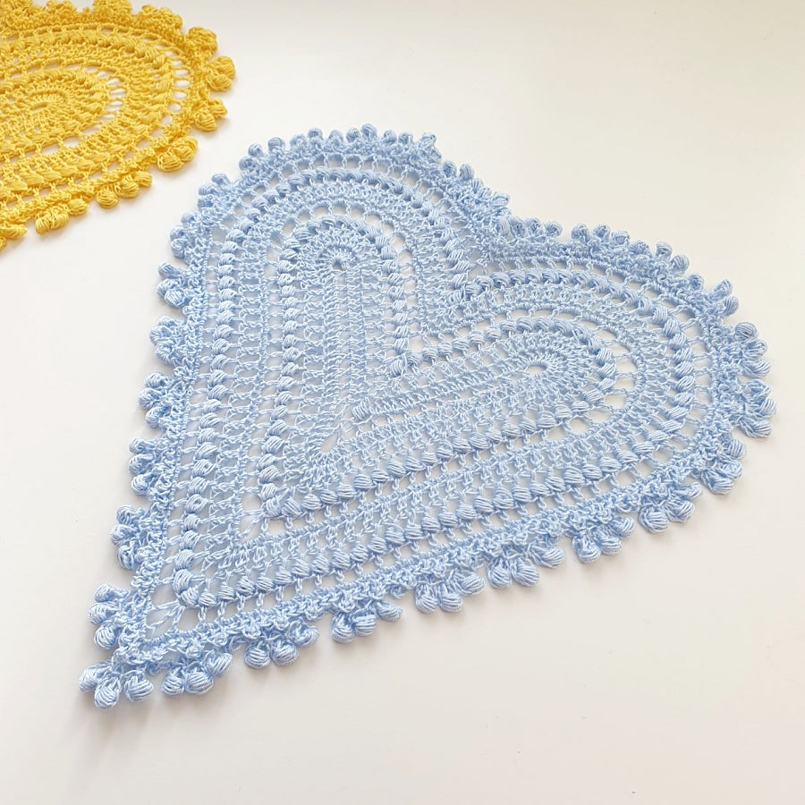 "Halo" Small Crochet Heart • Crochet Doily Pattern